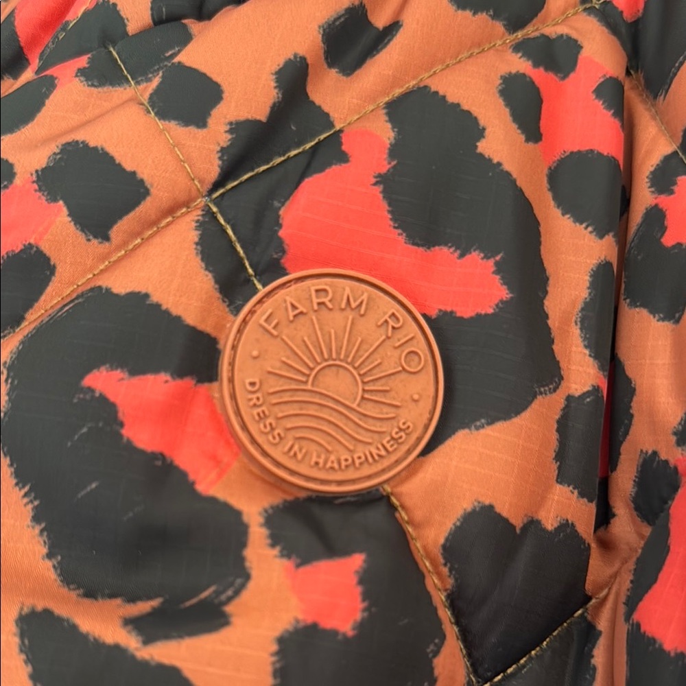 FARM Rio Reversible Puffer Jacket - Unworn - Picture 4 of 4